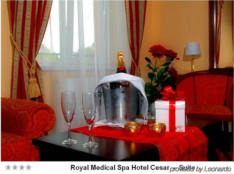فندق تريسكافيتسفي  Royal Medical Cezar المظهر الخارجي الصورة